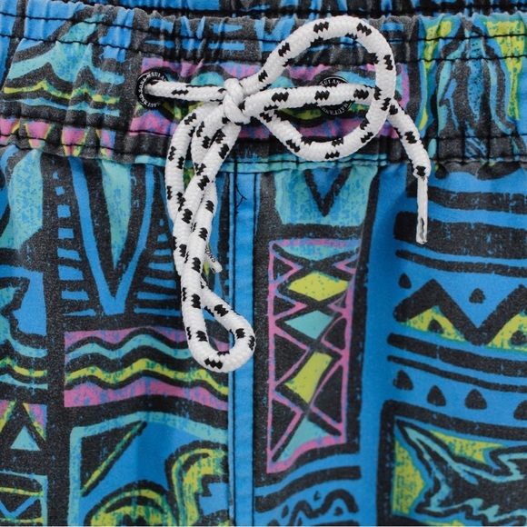 Maui and Sons Hawaiian Surf Printed Swim Trunks Beach
Waves Resort Men’s Size S - Picture 4 of 11
